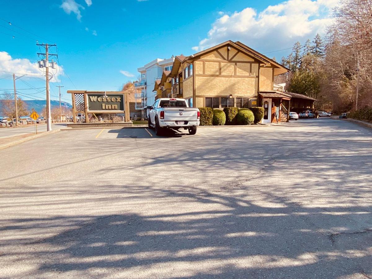 Wessex Inn By The Sea Cowichan Bay Exterior foto