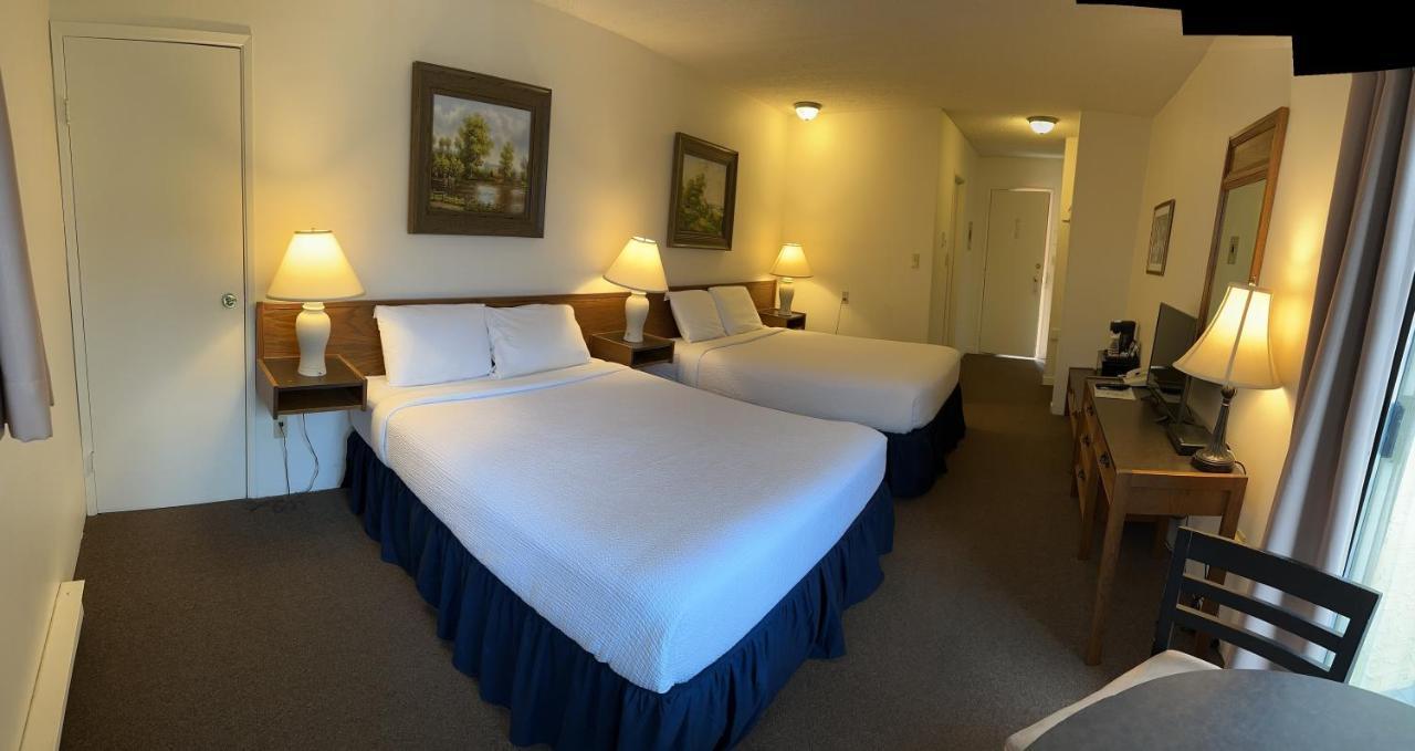 Wessex Inn By The Sea Cowichan Bay Exterior foto